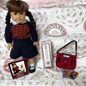 American girl doll Molly McIntire + accessories.